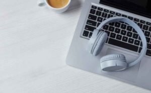 The Ultimate Guide to Audio Typing Headphones: Enhancing Productivity and Precision in Transcription